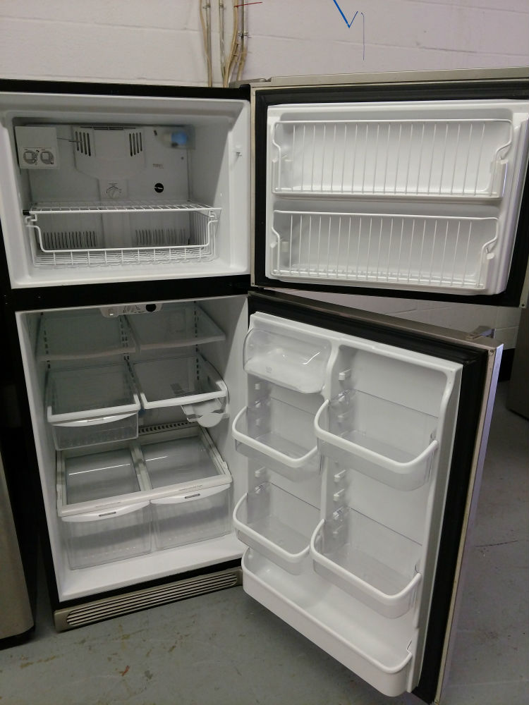 Two door refrigerator 